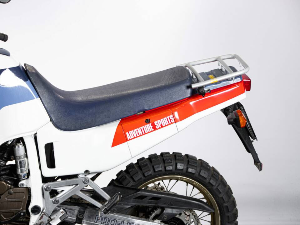 Image 14/50 de Honda XRV 650 Africa Twin (1989)