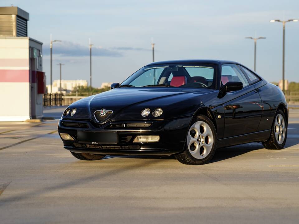Imagen 47/90 de Alfa Romeo GTV 2.0 Twin Spark (1998)
