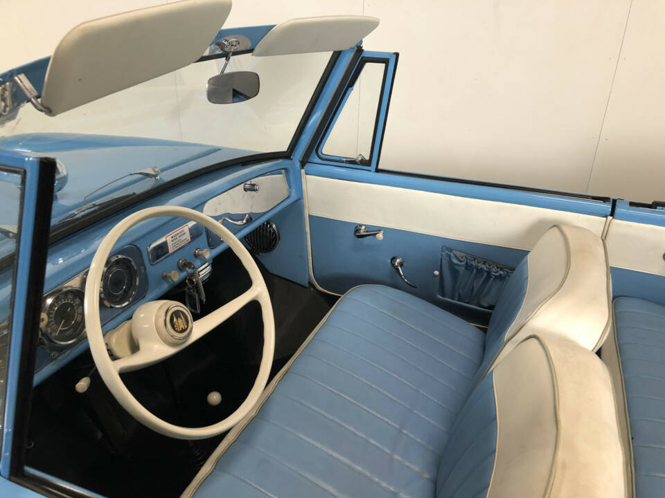 Immagine 18/25 di Amphicar 770 (1962)