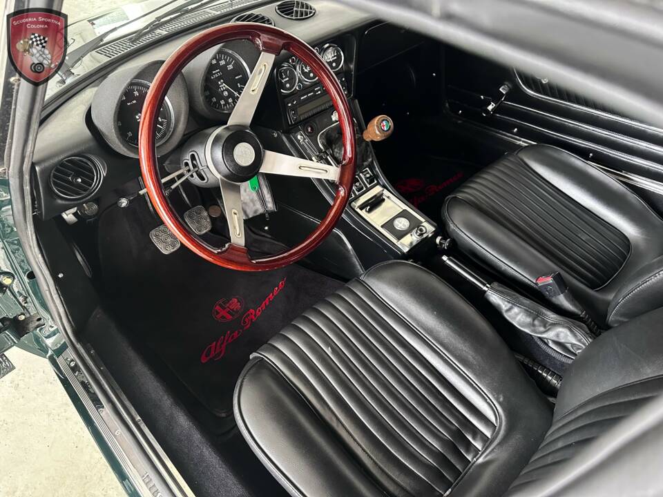 Immagine 30/68 di Alfa Romeo Spider Veloce 2000 (1977)