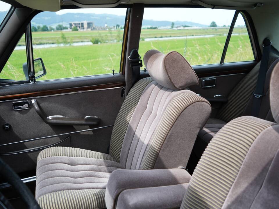 Afbeelding 67/89 van Mercedes-Benz 300 SEL 6.3 (1972)