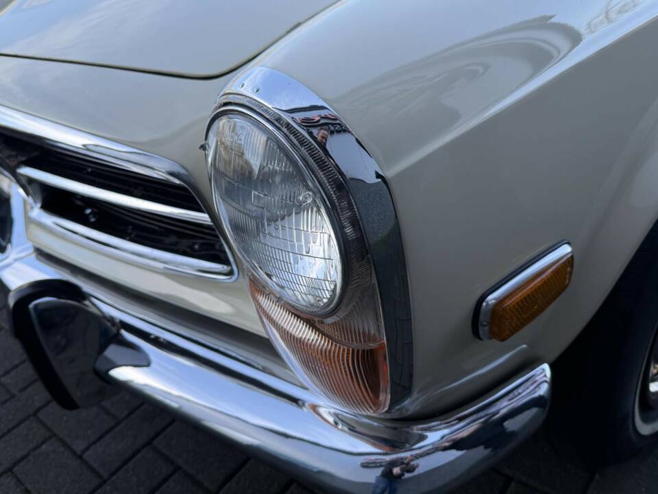 Image 20/48 of Mercedes-Benz 280 SL (1970)