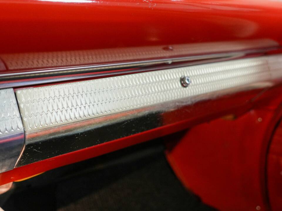 Bild 32/43 von Plymouth Fury (1961)