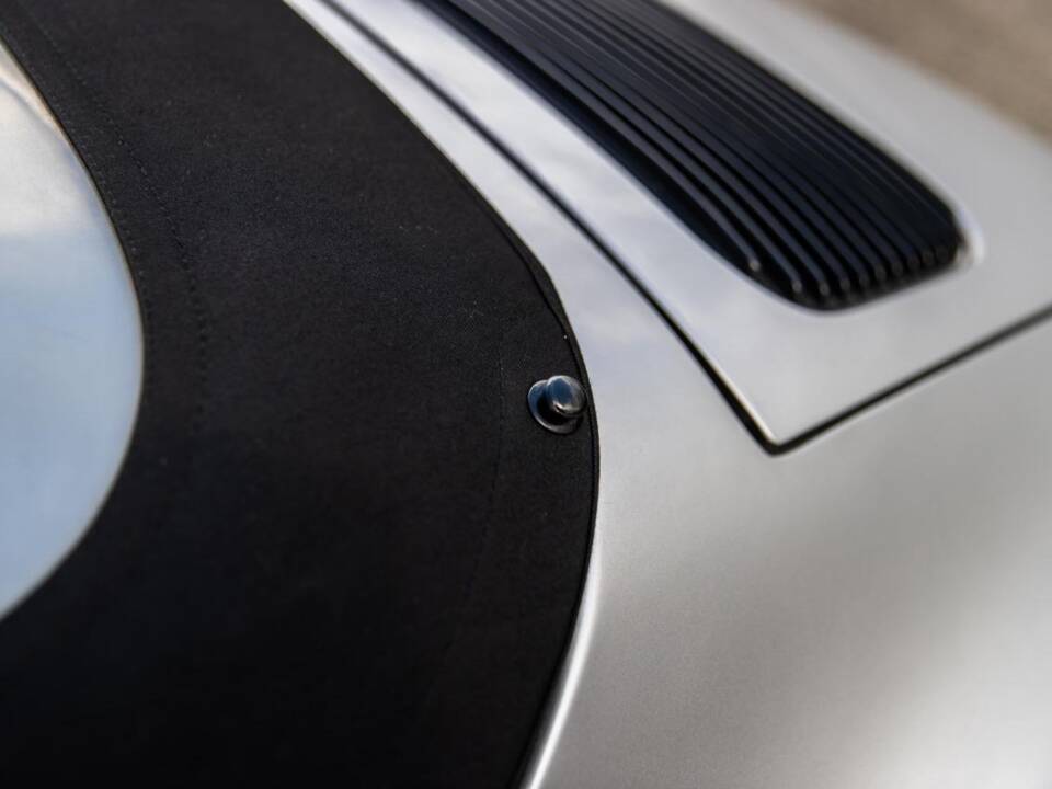 Image 50/132 of Porsche 911 Speedster 3.2 (1989)