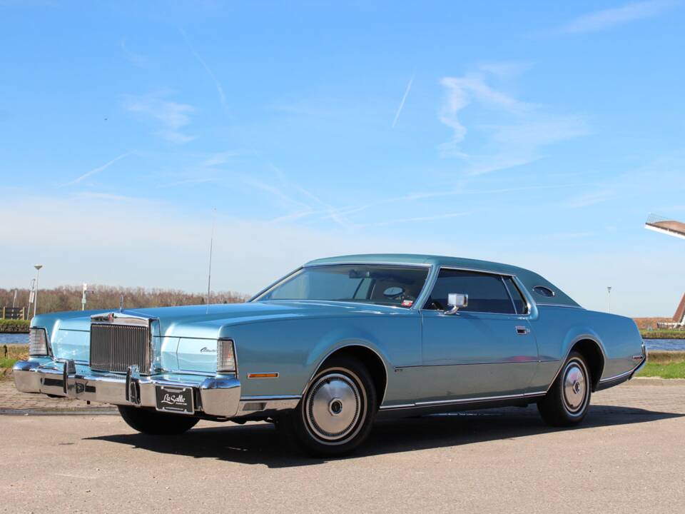 Bild 2/18 von Lincoln Continental Mark IV (1973)