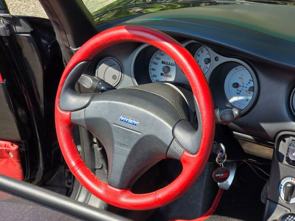 Immagine 17/36 di FIAT Barchetta 1.8 16V (2000)