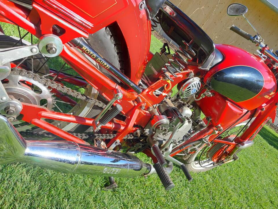 Image 7/10 of Moto Guzzi DUMMY (1954)