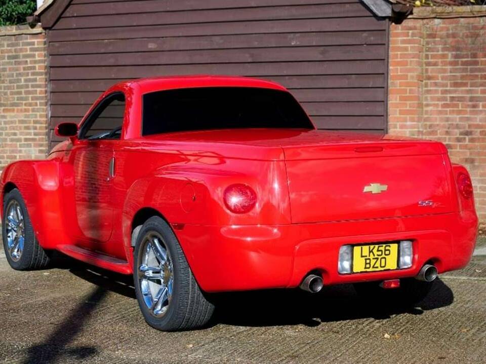 Bild 3/15 von Chevrolet SSR (2006)