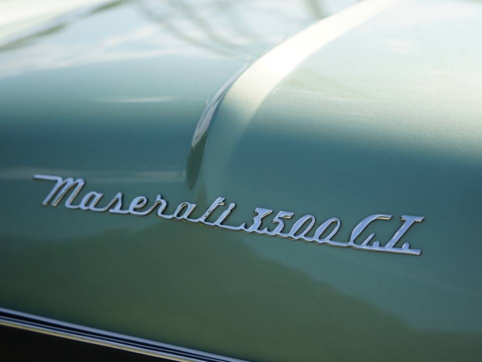 Image 49/75 of Maserati 3500 GT Touring (1961)