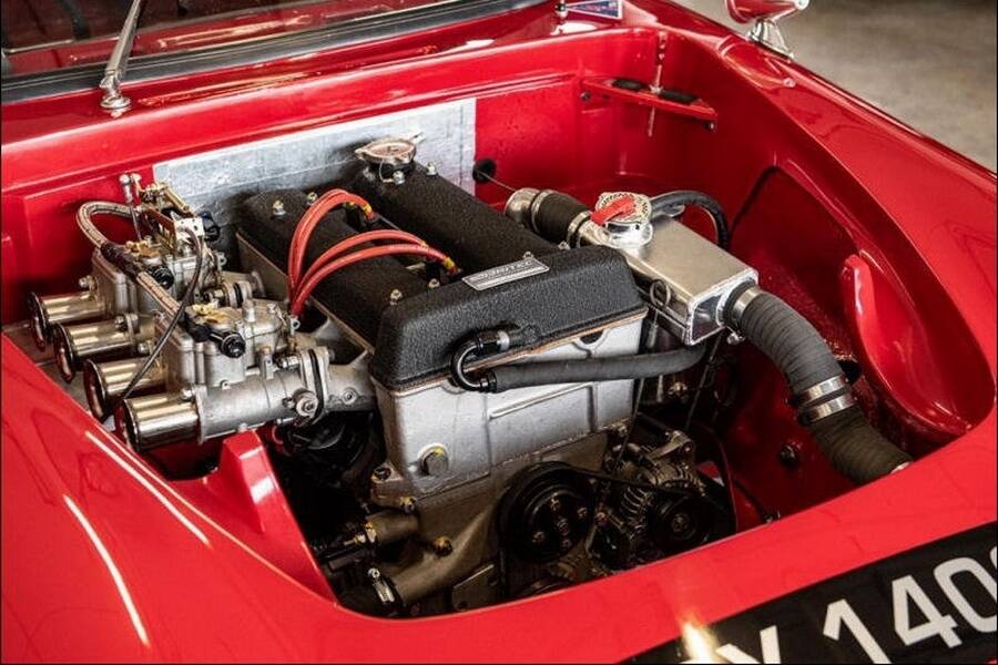 Image 18/45 of Lotus Elan (1965)