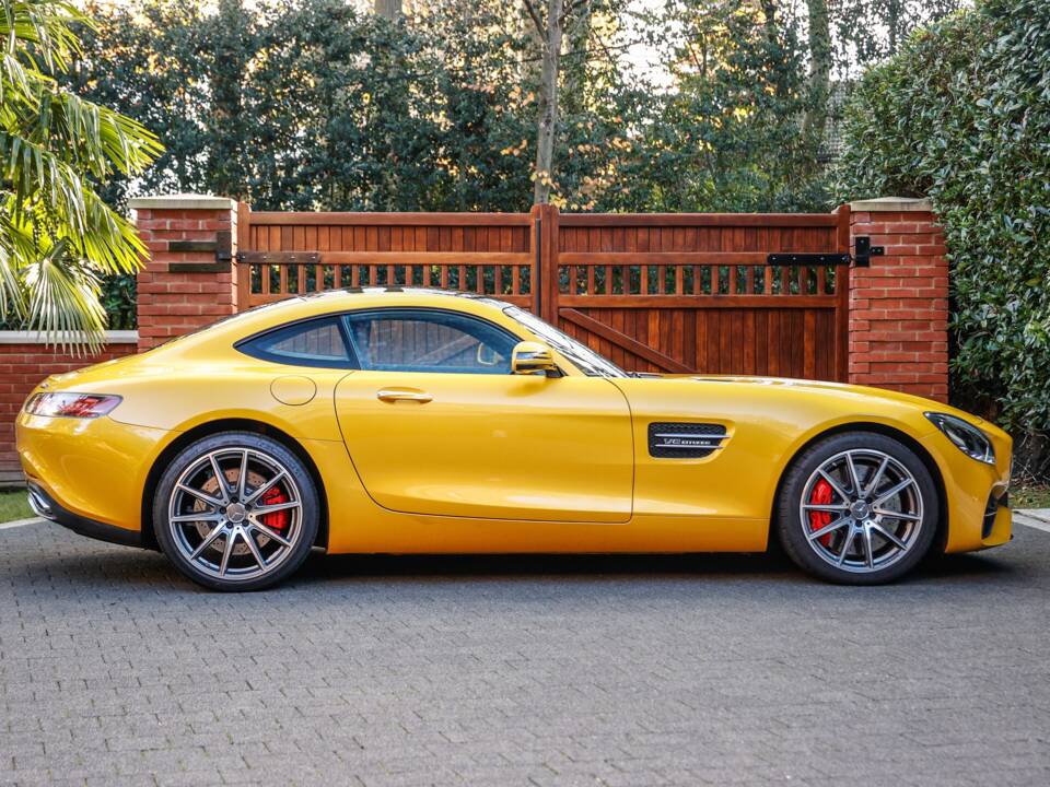 Bild 3/36 von Mercedes-AMG GT-S (2018)