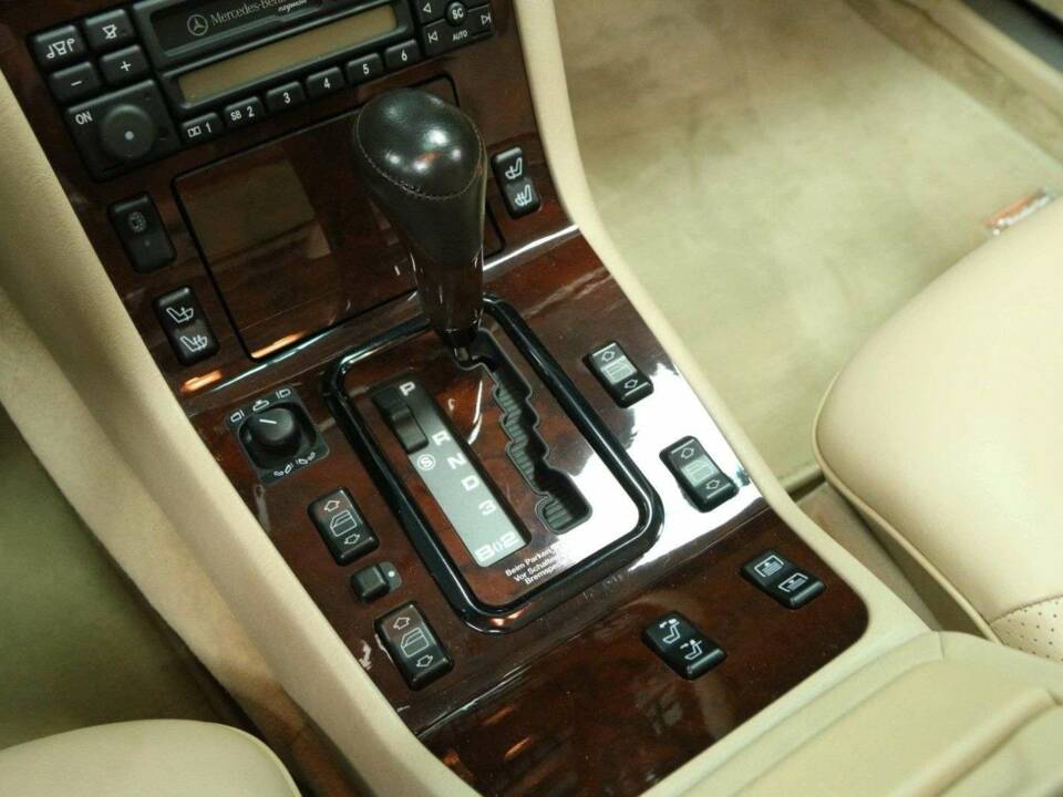 Bild 18/50 von Mercedes-Benz S 600 lang (1994)