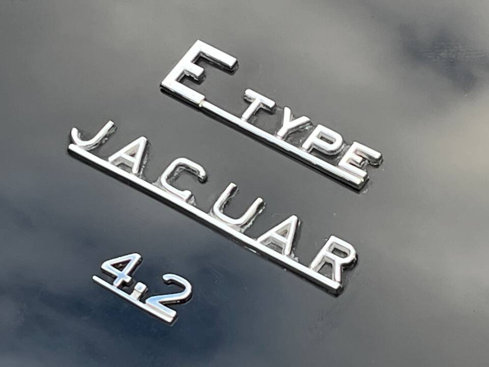 Bild 21/47 von Jaguar E-Type (1968)