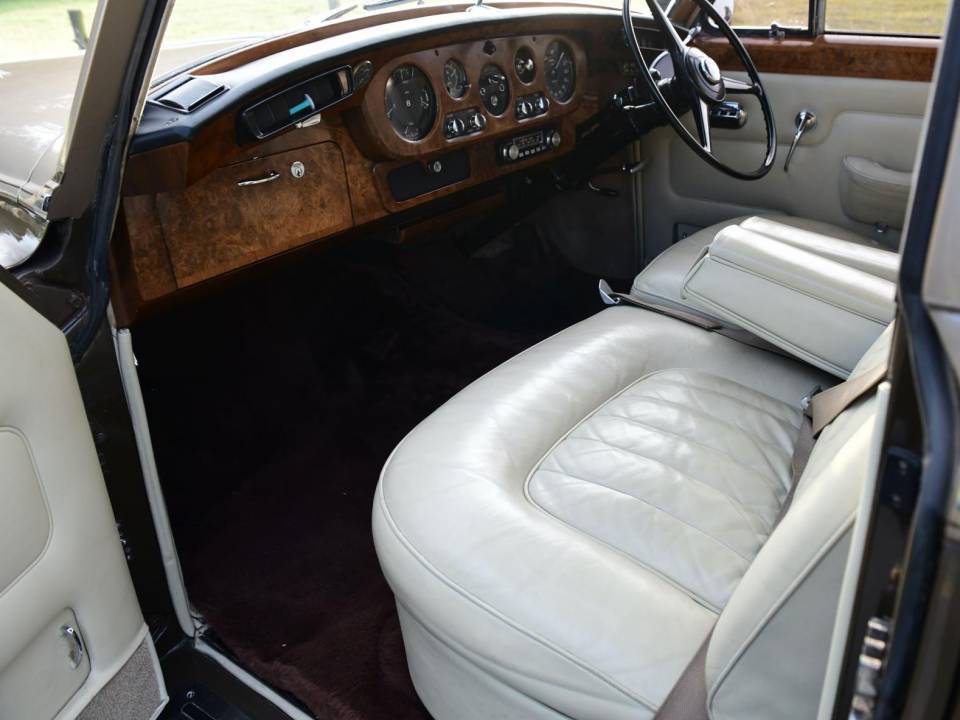 Bild 27/50 von Bentley S 3 (1963)