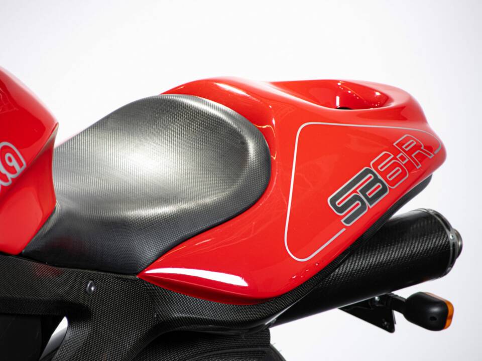 Image 37/50 of Bimota SB6 (1999)