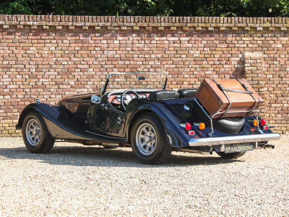 Image 32/50 of Morgan Plus 8 (1982)
