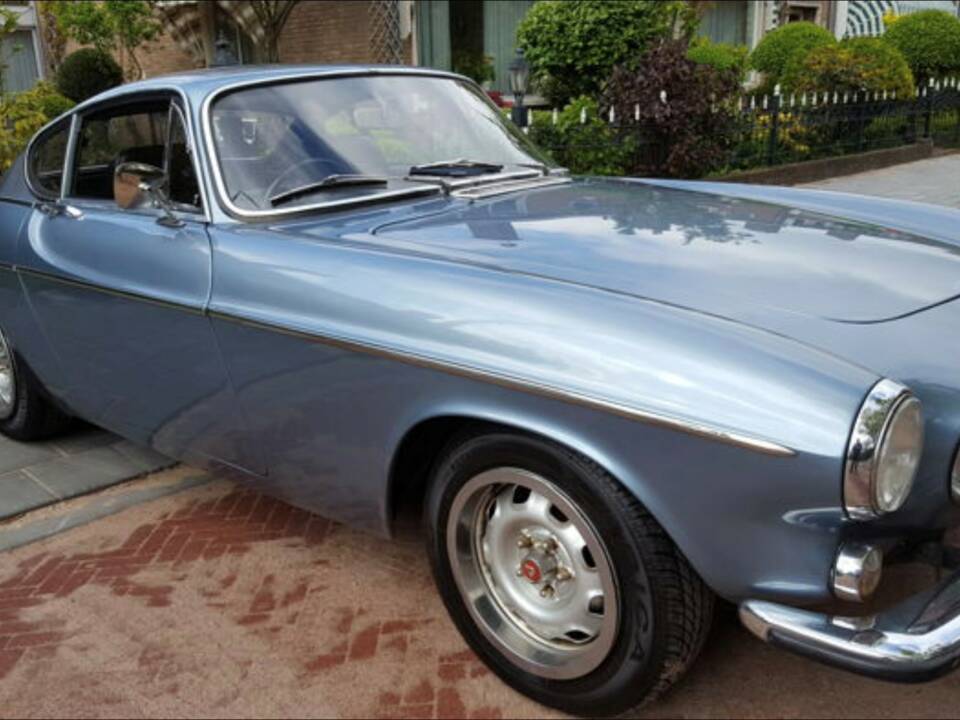Image 4/11 of Volvo 1800 E (1970)