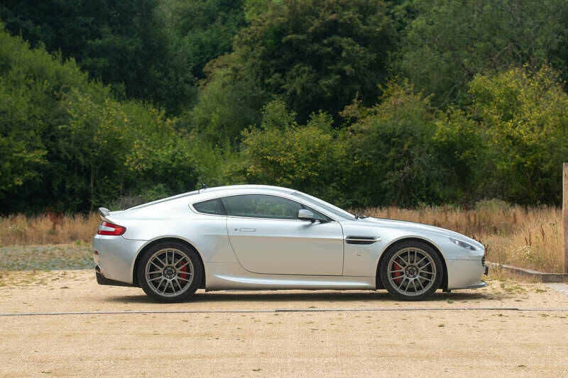 Bild 9/50 von Aston Martin V8 Vantage (2006)