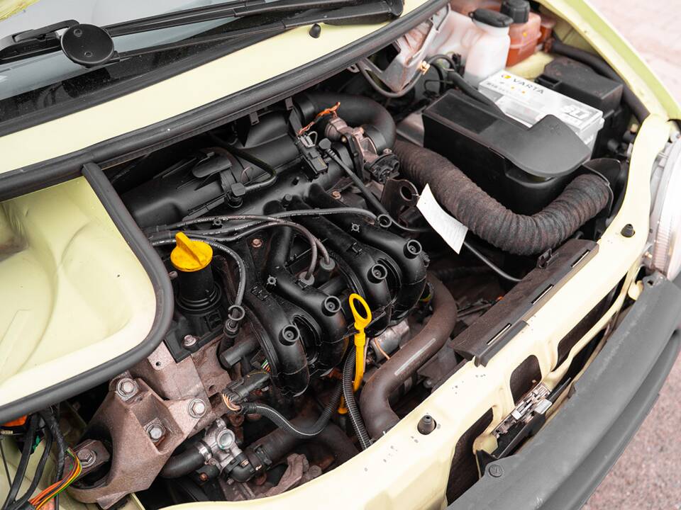 Image 35/36 of Renault Twingo 1.2 16V (2005)