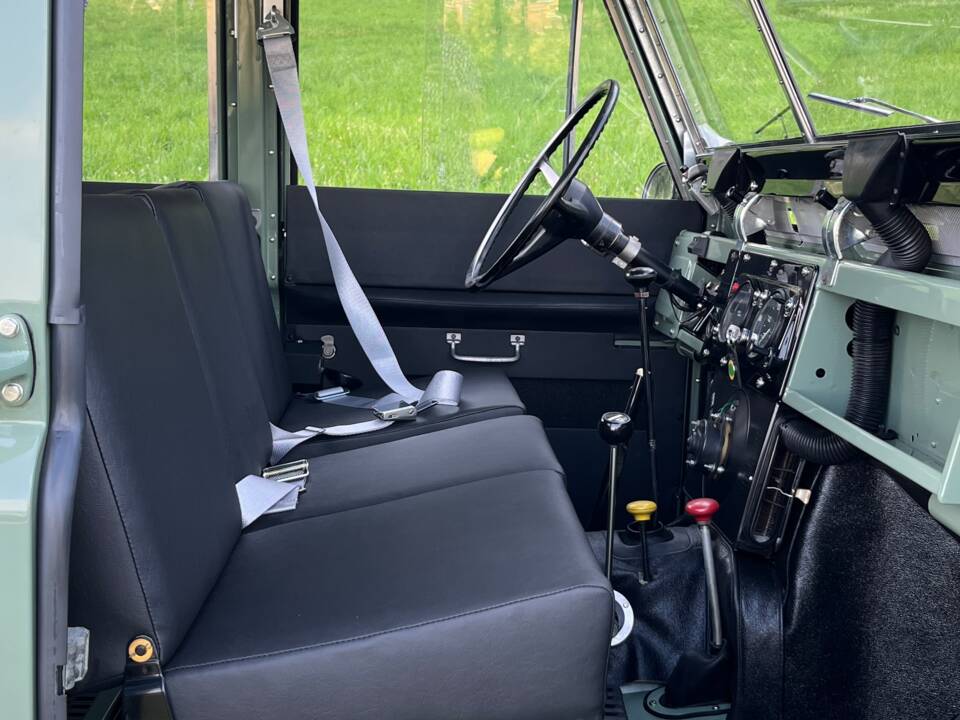 Imagen 65/99 de Land Rover 109 (1970)