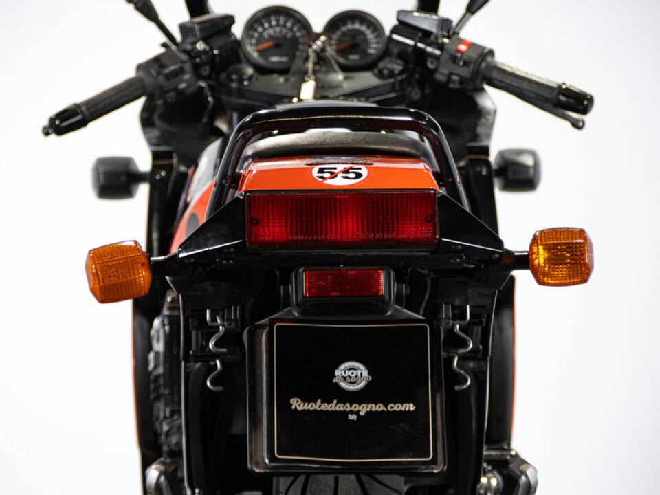 Afbeelding 30/50 van Kawasaki GPz 900 R Ninja (1984)