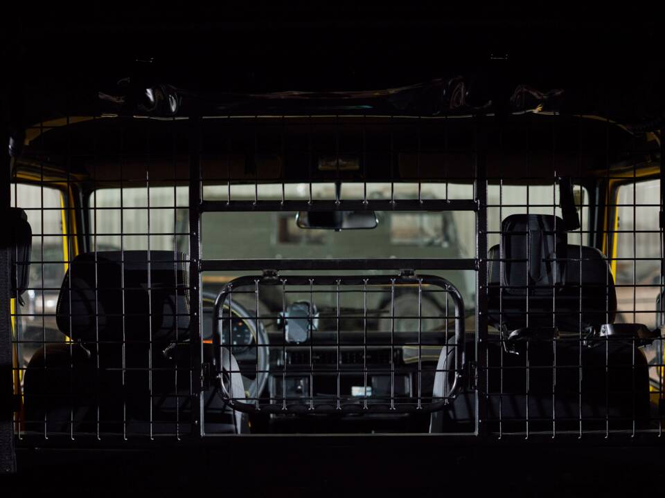 Image 25/43 of Steyr-Puch 230 GE (LWB) (1993)