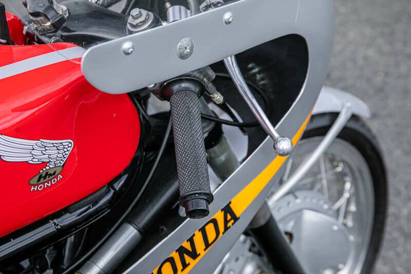 Bild 17/50 von Honda RC 173 (1966)