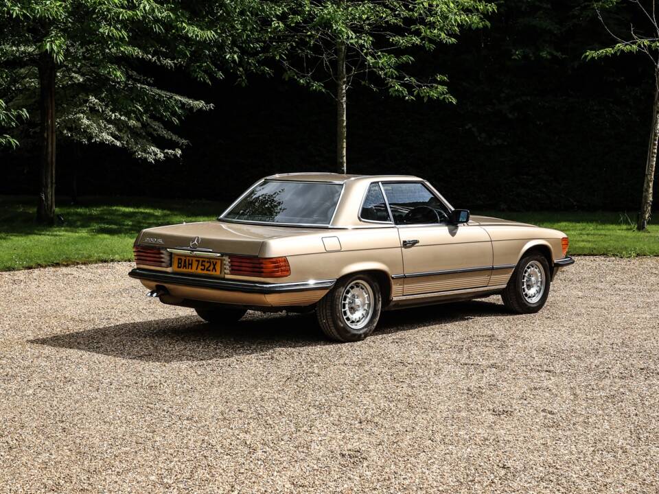 Afbeelding 13/40 van Mercedes-Benz 280 SL (1981)