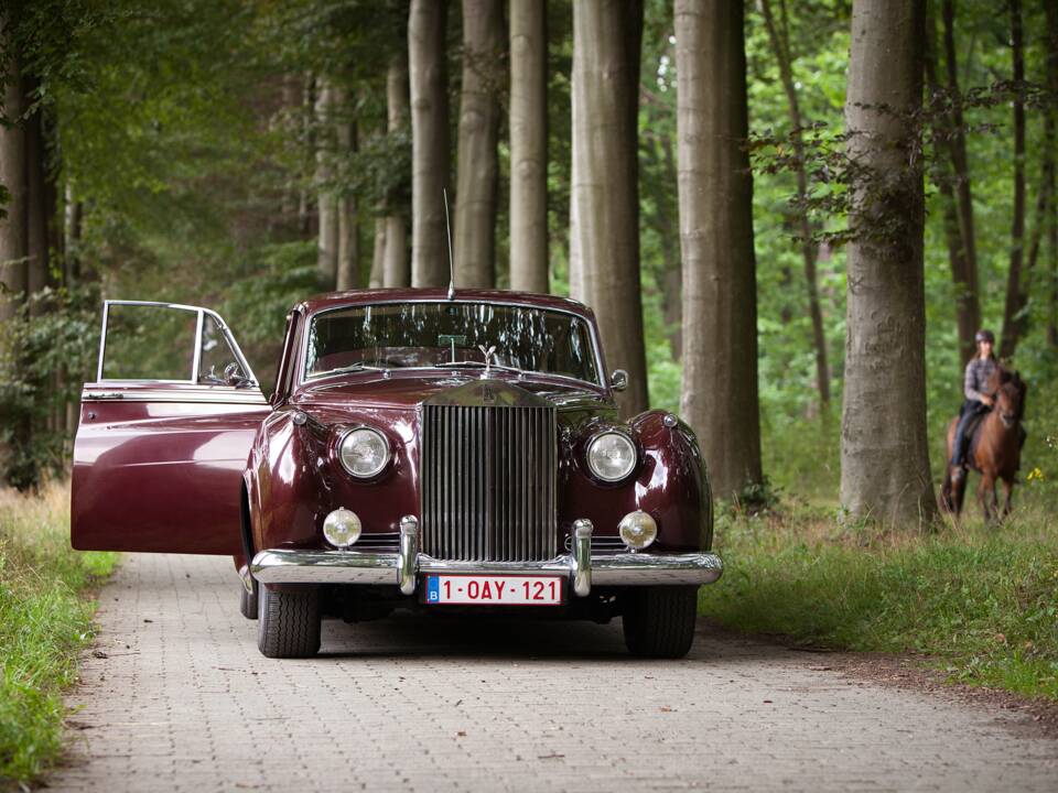 Image 5/52 of Rolls-Royce Silver Cloud II (1962)