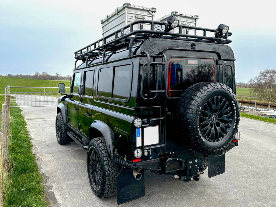 Afbeelding 4/21 van Land Rover Defender 110 (2015)