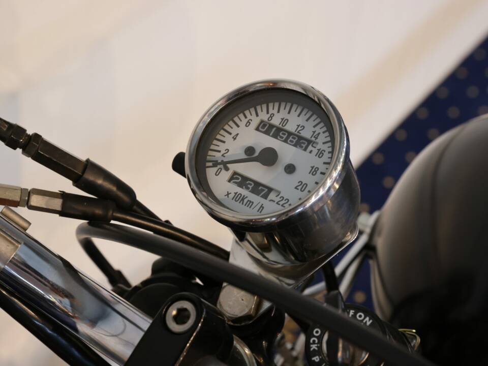 Image 10/30 of Yamaha SR500 (1981)