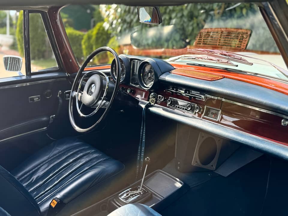 Bild 17/54 von Mercedes-Benz 280 SE (1970)