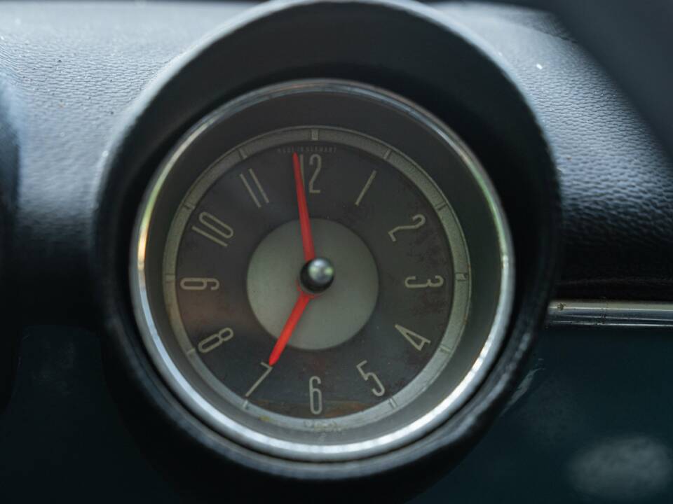 Immagine 39/50 di Volkswagen 1500 (1963)