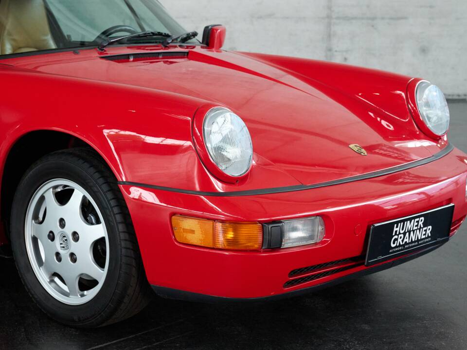 Bild 36/50 von Porsche 911 Carrera 2 (1990)