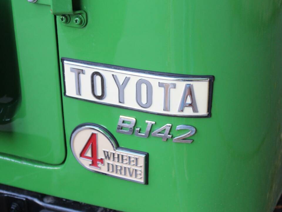 Bild 12/15 von Toyota Land Cruiser BJ 42 (1981)