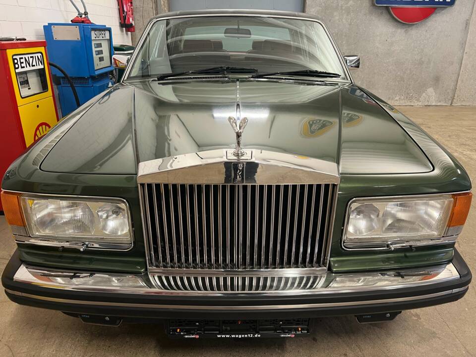 Image 4/18 of Rolls-Royce Silver Spirit (1982)