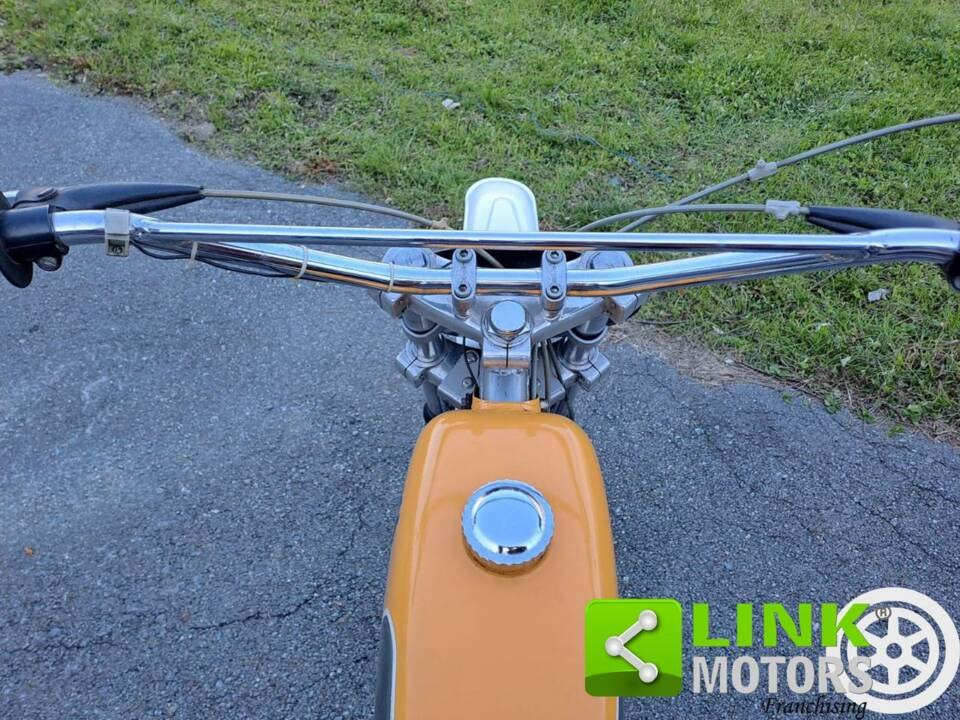 Image 8/10 de Husqvarna DUMMY (1974)
