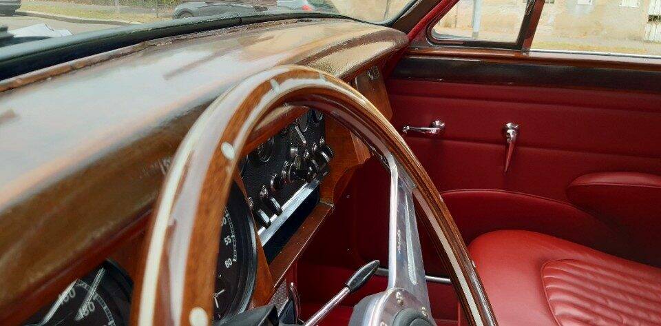 Image 37/49 of Jaguar Mk II 3.8 (1963)