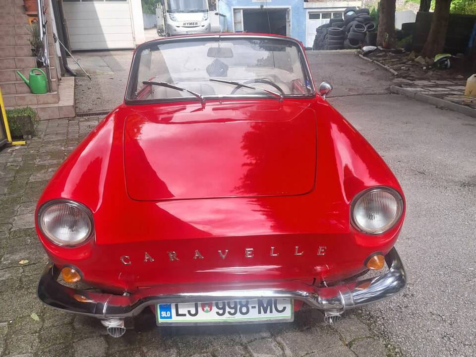 Image 3/8 of Renault Caravelle S (1963)
