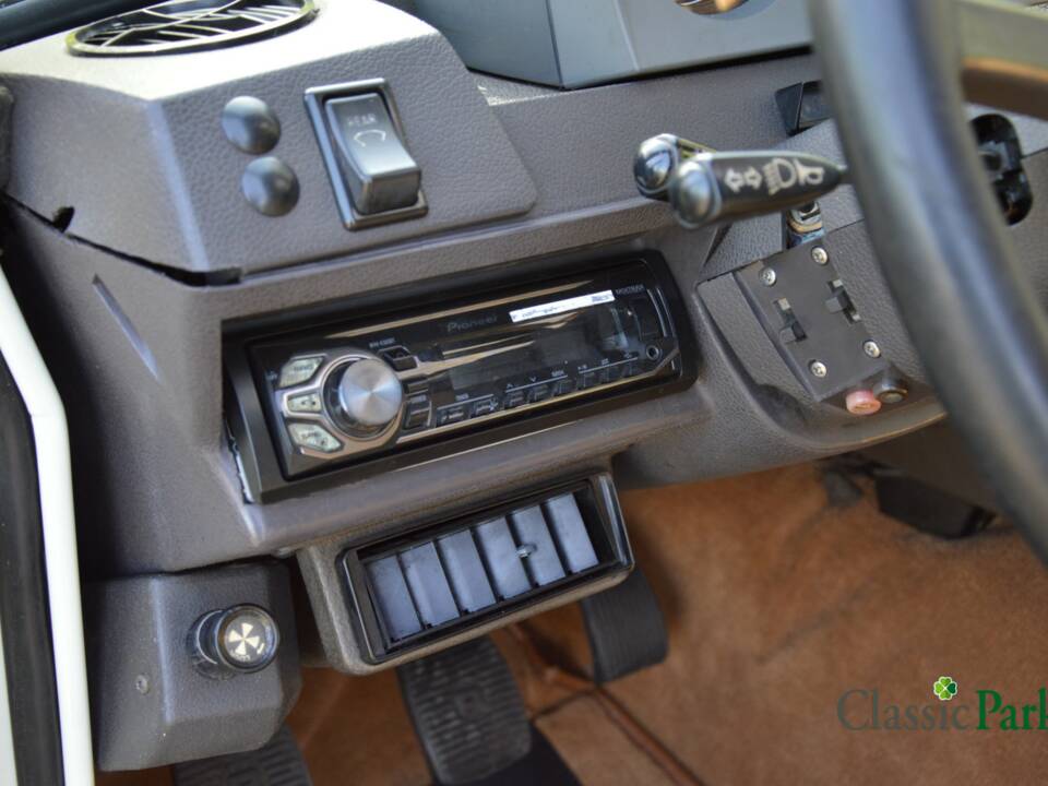 Bild 35/50 von Land Rover Range Rover Classic (1981)