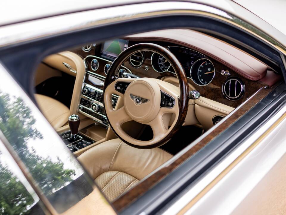 Bild 4/50 von Bentley Mulsanne (2011)