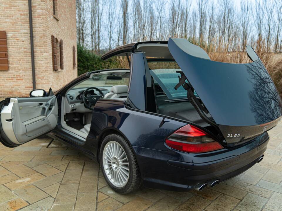 Image 10/50 of Mercedes-Benz SL 55 AMG (2003)