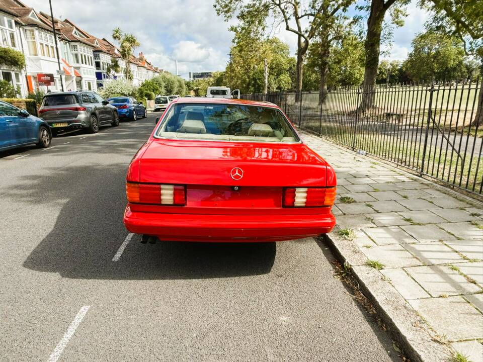 Bild 4/24 von Mercedes-Benz 420 SEC (1989)