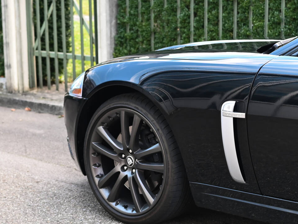 Imagen 17/43 de Jaguar XKR (2007)