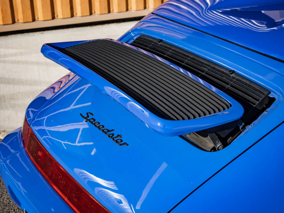 Image 17/49 of Porsche 911 Speedster (1993)