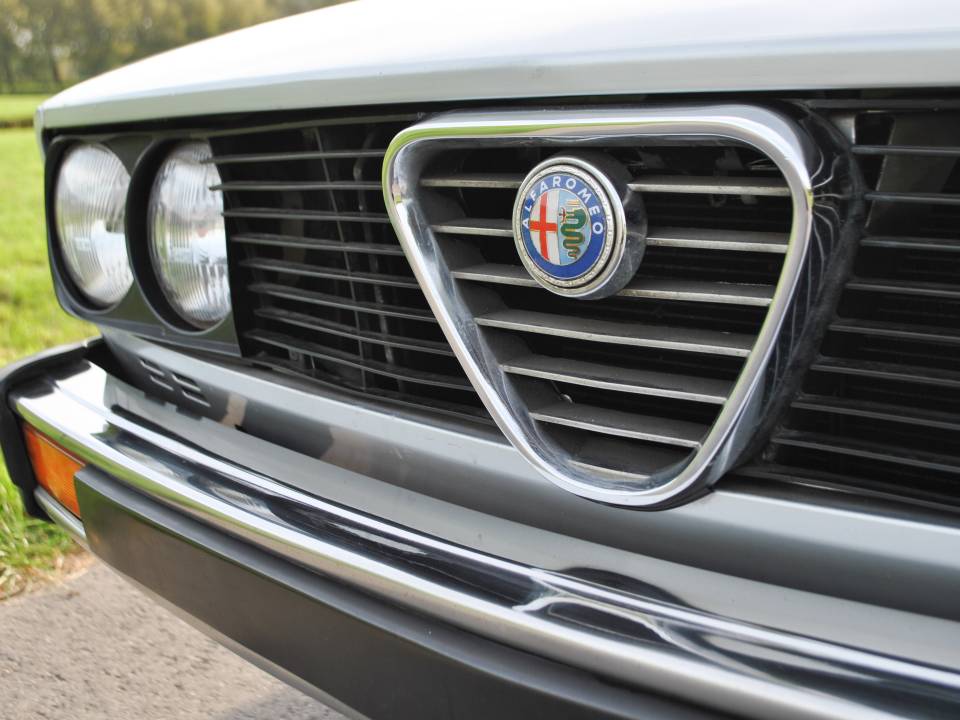 Imagen 14/36 de Alfa Romeo Alfetta 2.0 (1981)