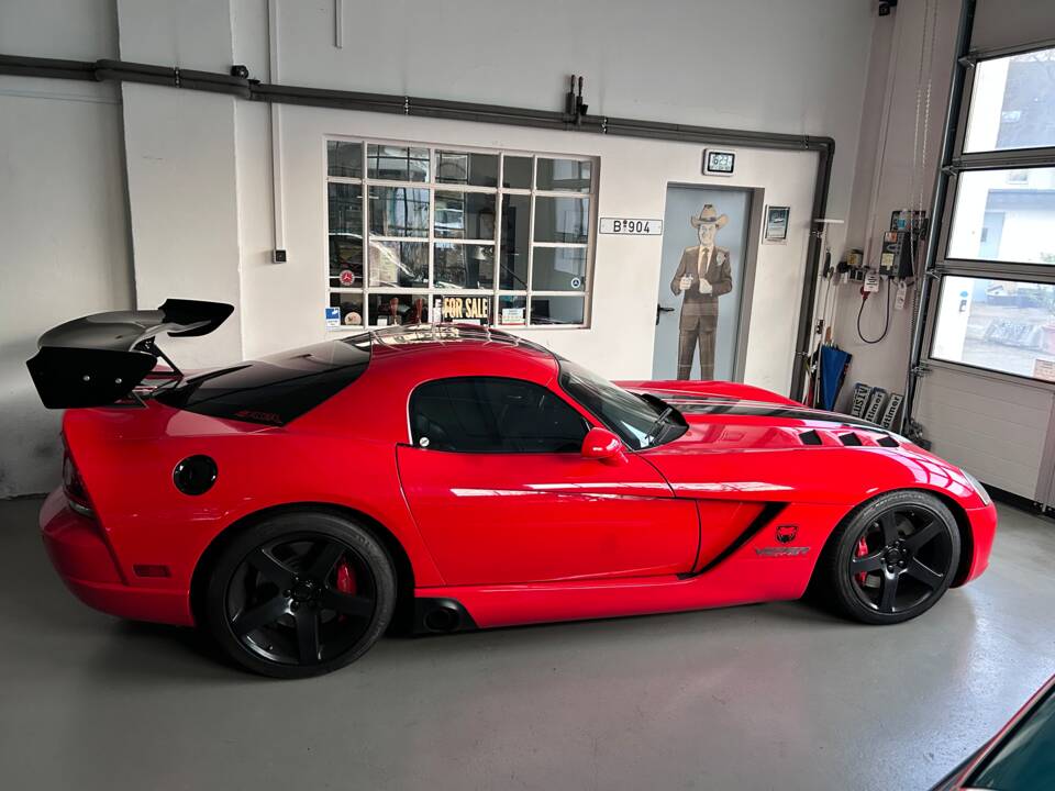 Image 6/22 of Dodge Viper SRT10 (2008)