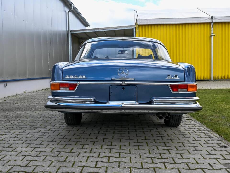 Imagen 4/13 de Mercedes-Benz 280 SE 3,5 (1971)