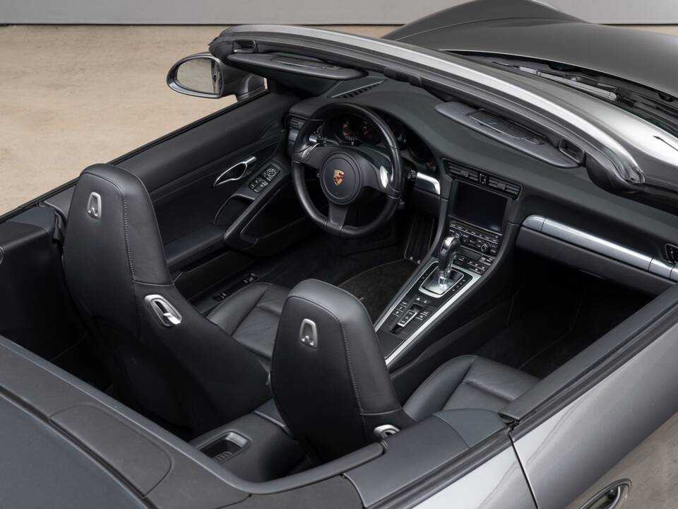 Imagen 26/42 de Porsche 911 Carrera (2012)