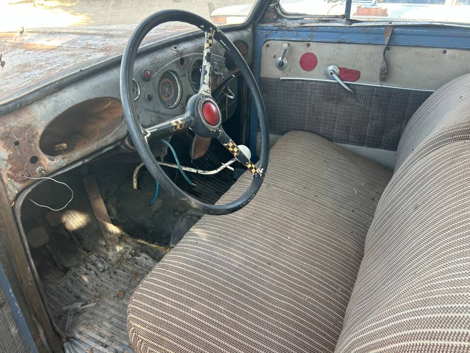 Image 13/50 of Opel Olympia 1,5 (1939)